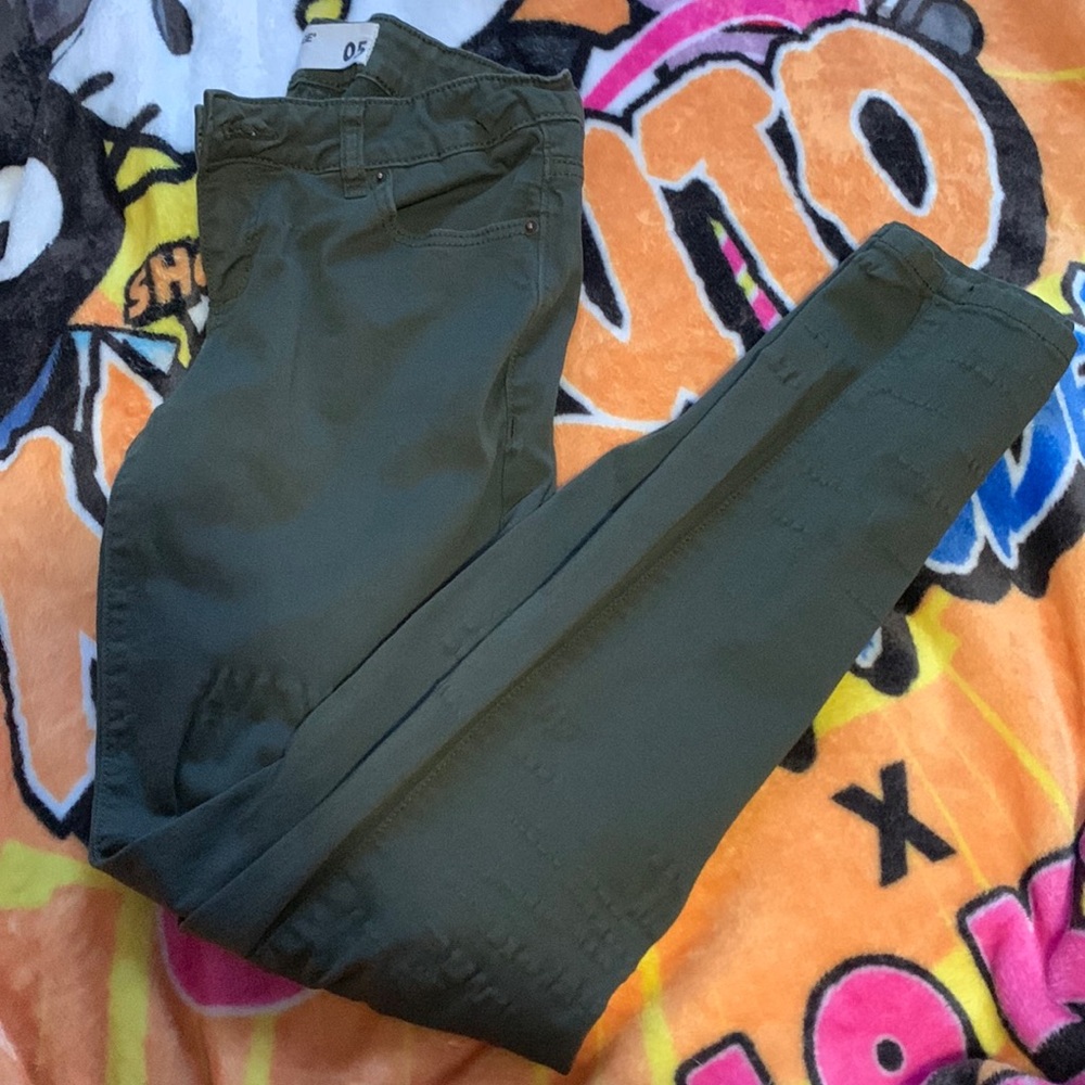 Army Green Jeggings | Garage Size 05